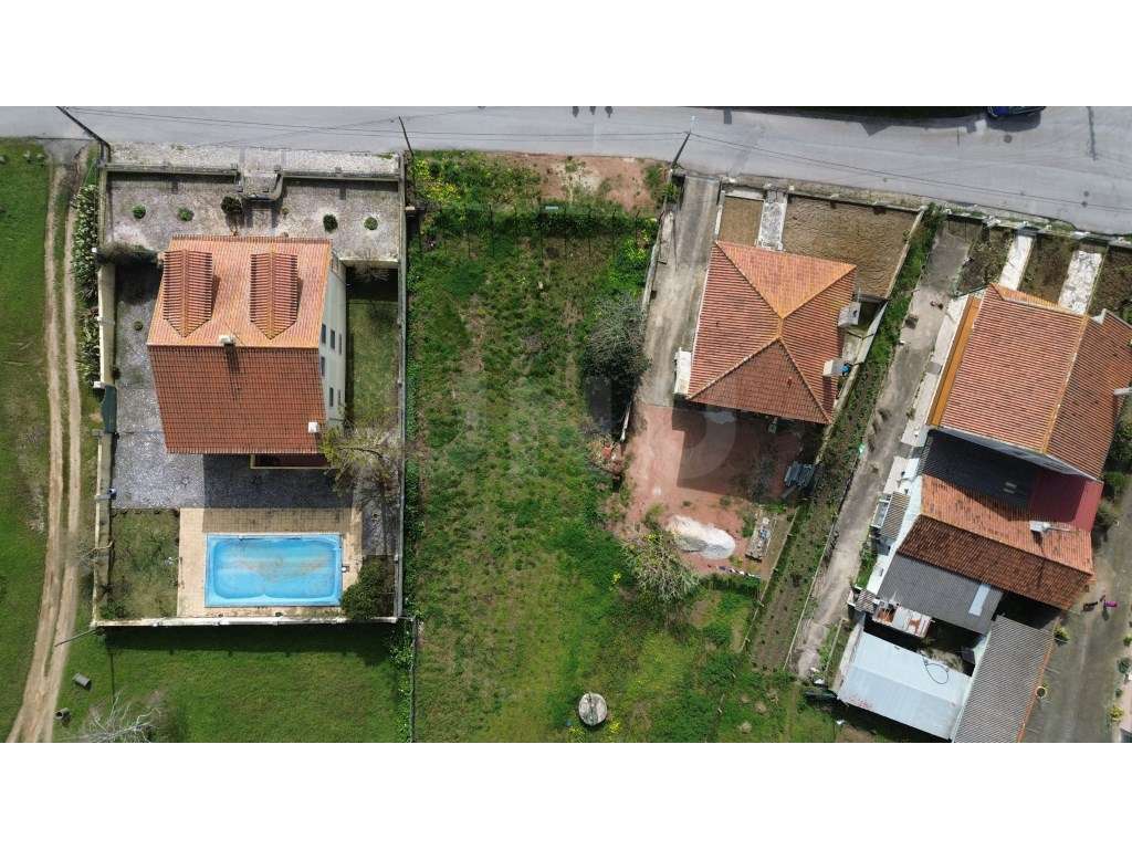 Terreno para construção com 700m², para venda em Coto - Caldas da R... - Grande imagem: 5/12