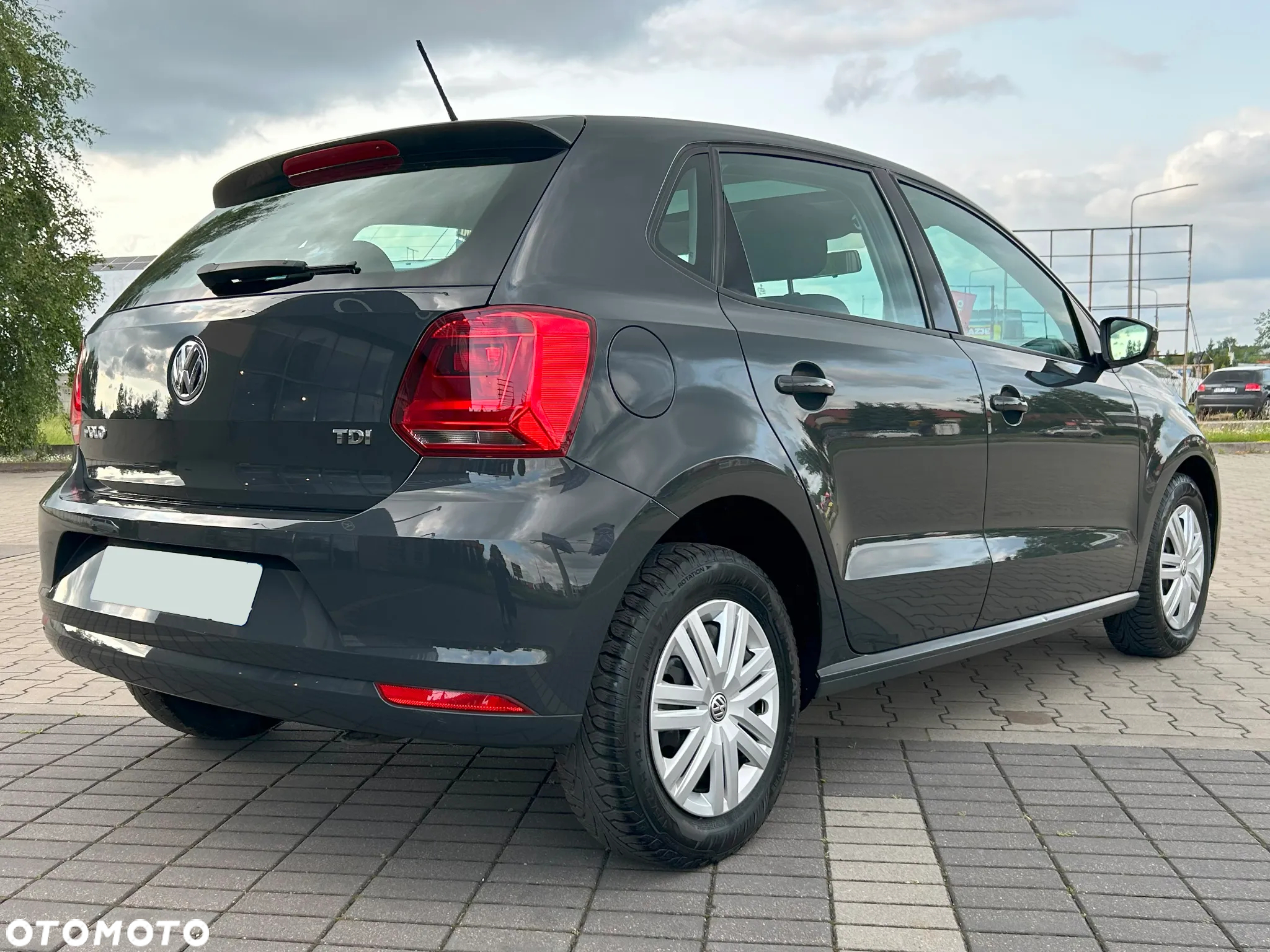 Volkswagen Polo - 12