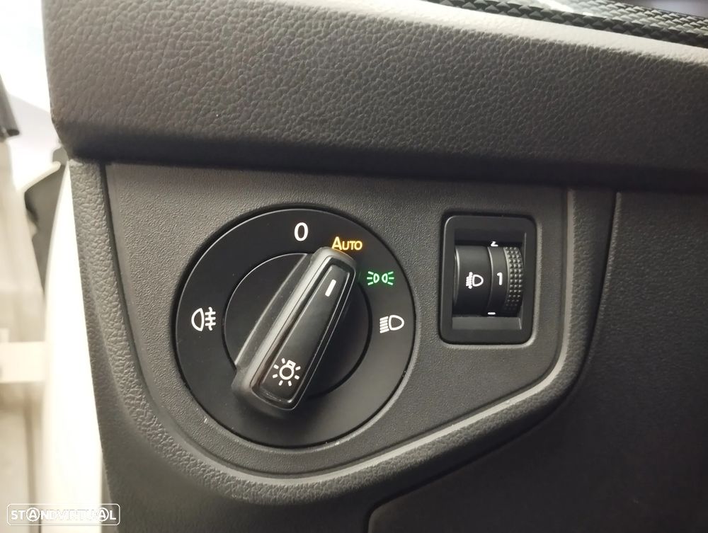 VW Taigo 1.0 TSI - 17