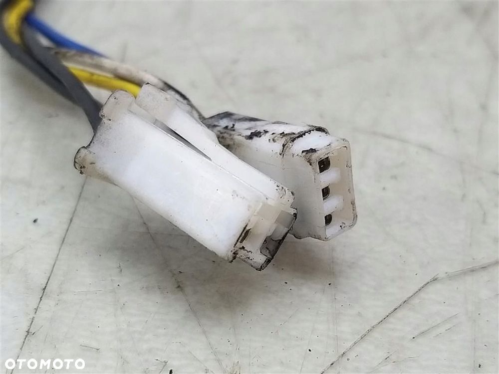 Lusterko PRAWE elektryczne Hyundai H200 VAN 1997-2007 CZARNE 2PIN 3PIN - 3