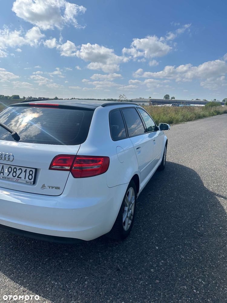 Audi A3 Sportback - 3