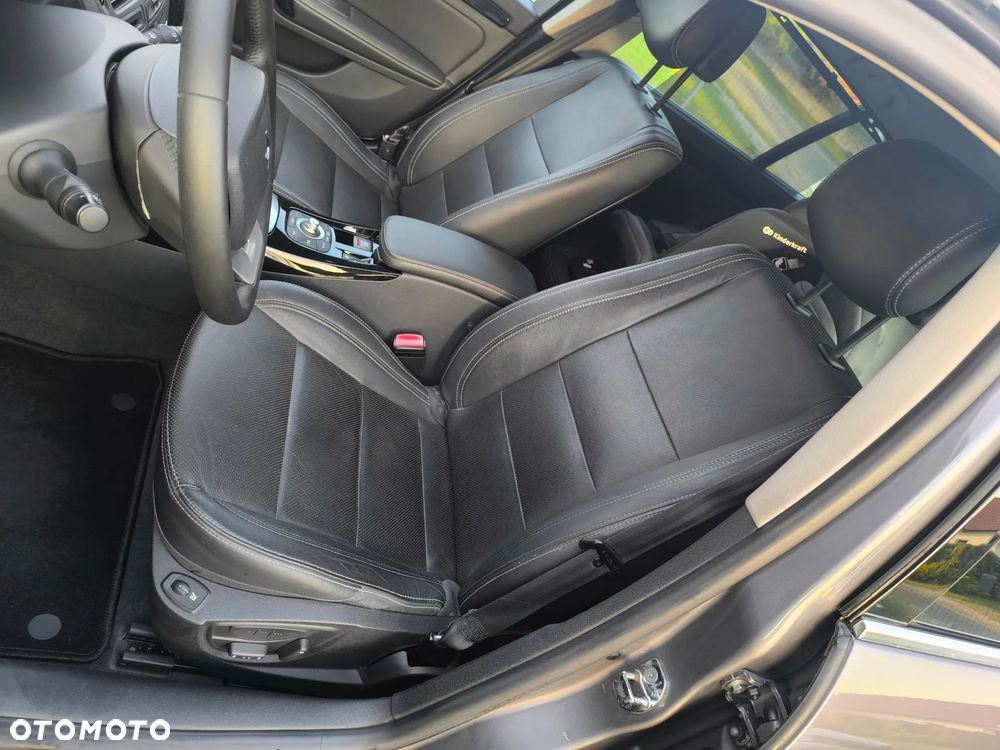 Renault Laguna 2.0 dCi Initiale - 21