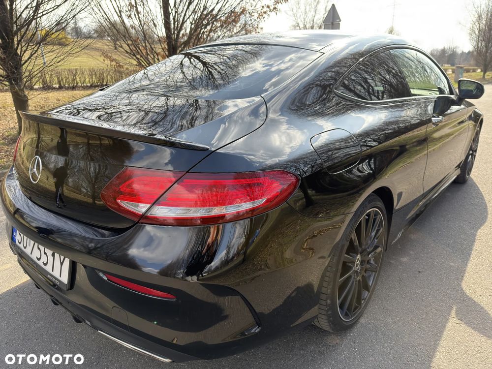 Mercedes-Benz Klasa C 300 9G-TRONIC Night Edition - 6