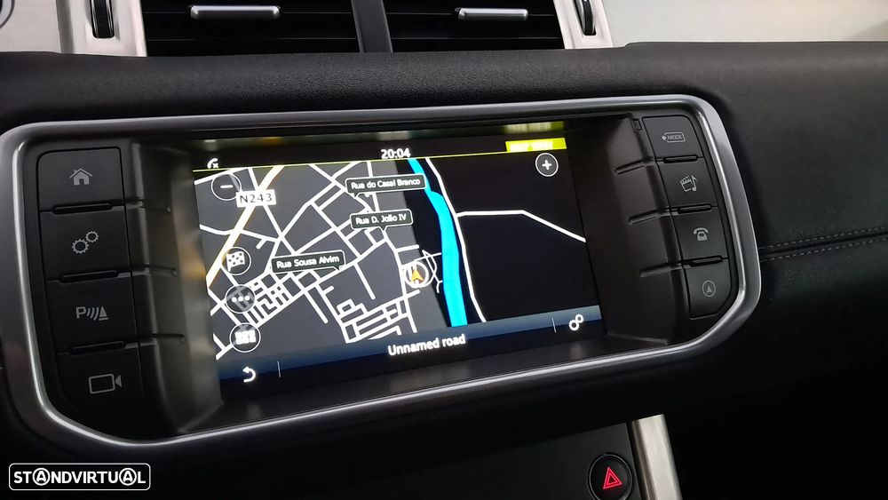 Land Rover Range Rover Evoque 2.0 D150 AWD R-Dynamic HSE Auto - 16