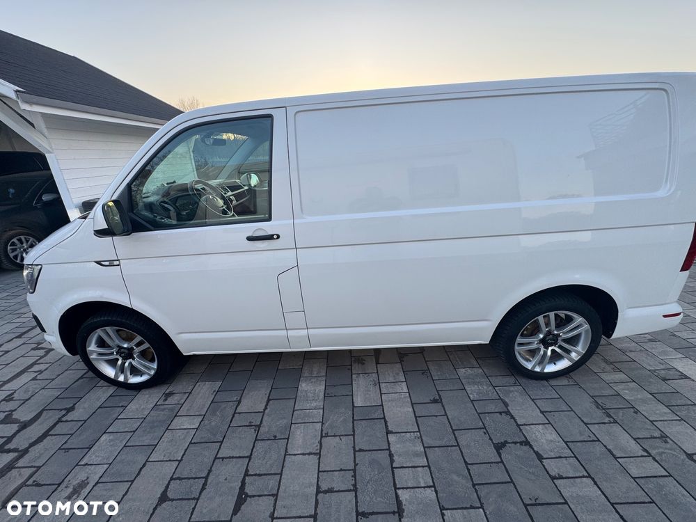 Volkswagen Transporter - 21