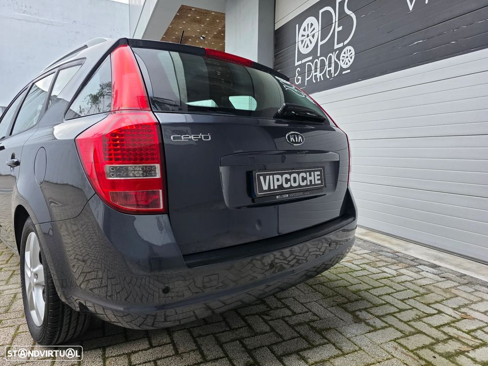 Kia Ceed SW 1.4 CVVT LX ISG - 31