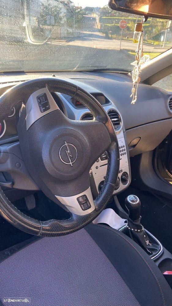 Opel Corsa - 4