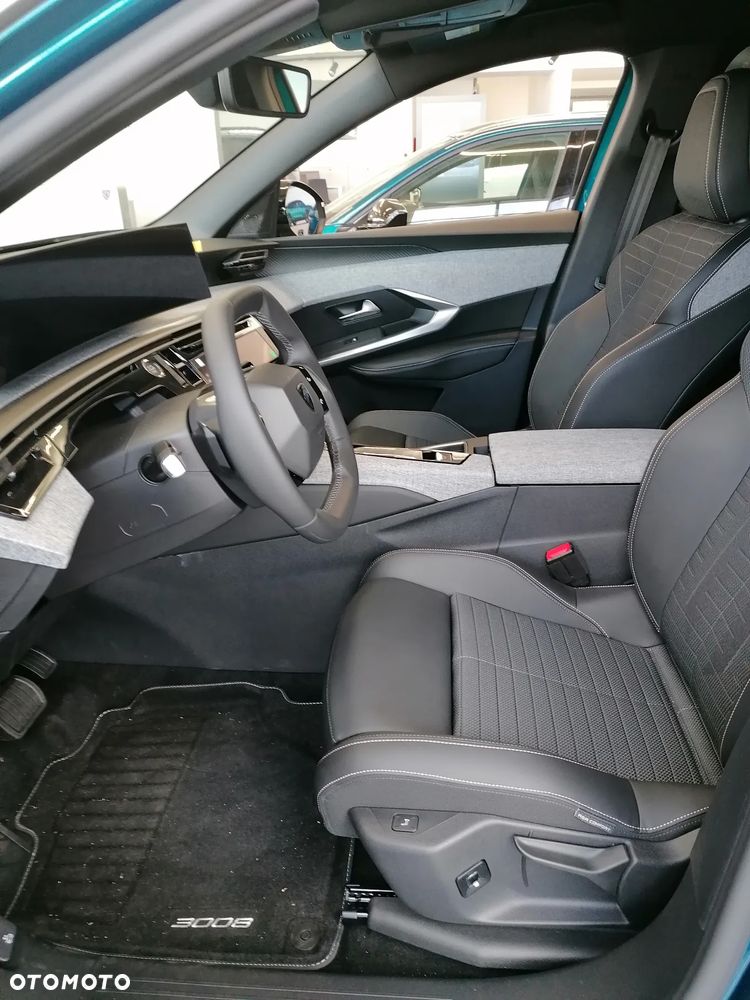 Peugeot 3008 1.2 PureTech mHEV Allure e-DCS6 - 7