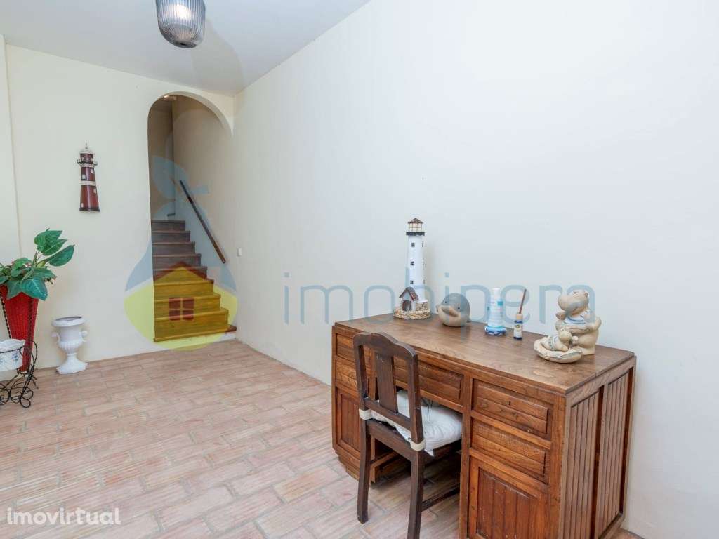 Prédio habitacional e comercial em Carvoeiro - Grande imagem: 3/35