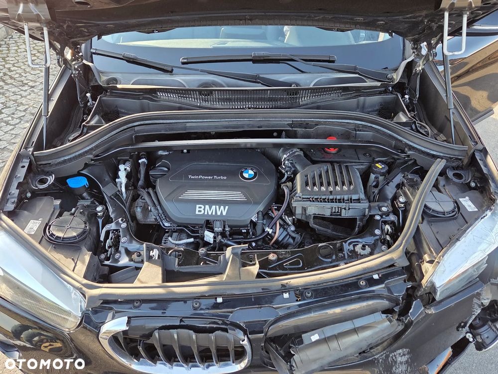 BMW X1 sDrive16d Sport Line - 38