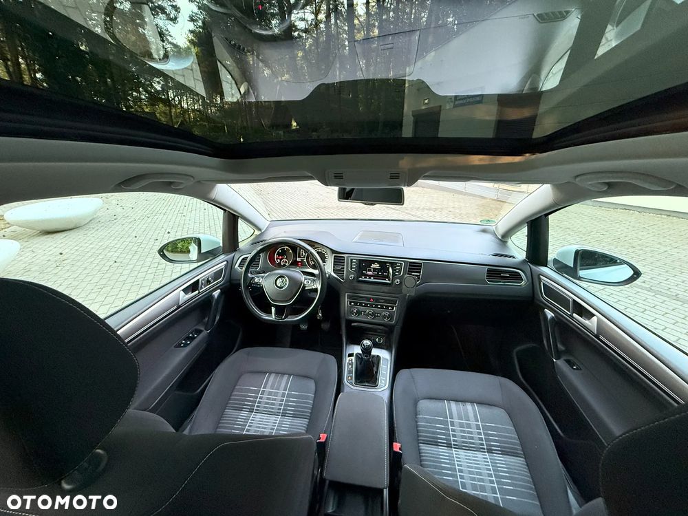 Volkswagen Golf Sportsvan - 19