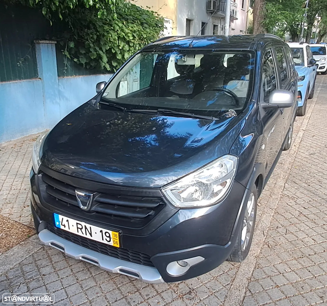 Dacia Lodgy 1.5 dCi Stepway 7L - 8
