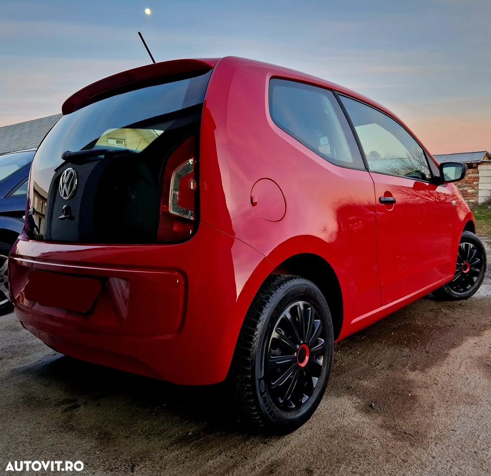 Volkswagen up! take - 5