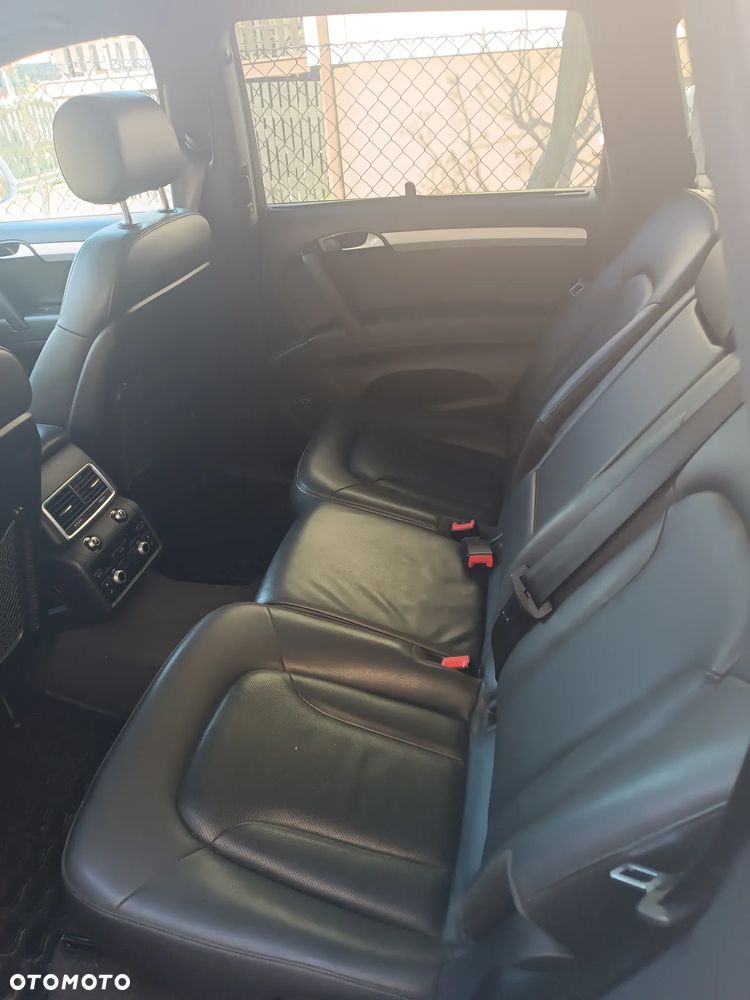 Audi Q7 - 11