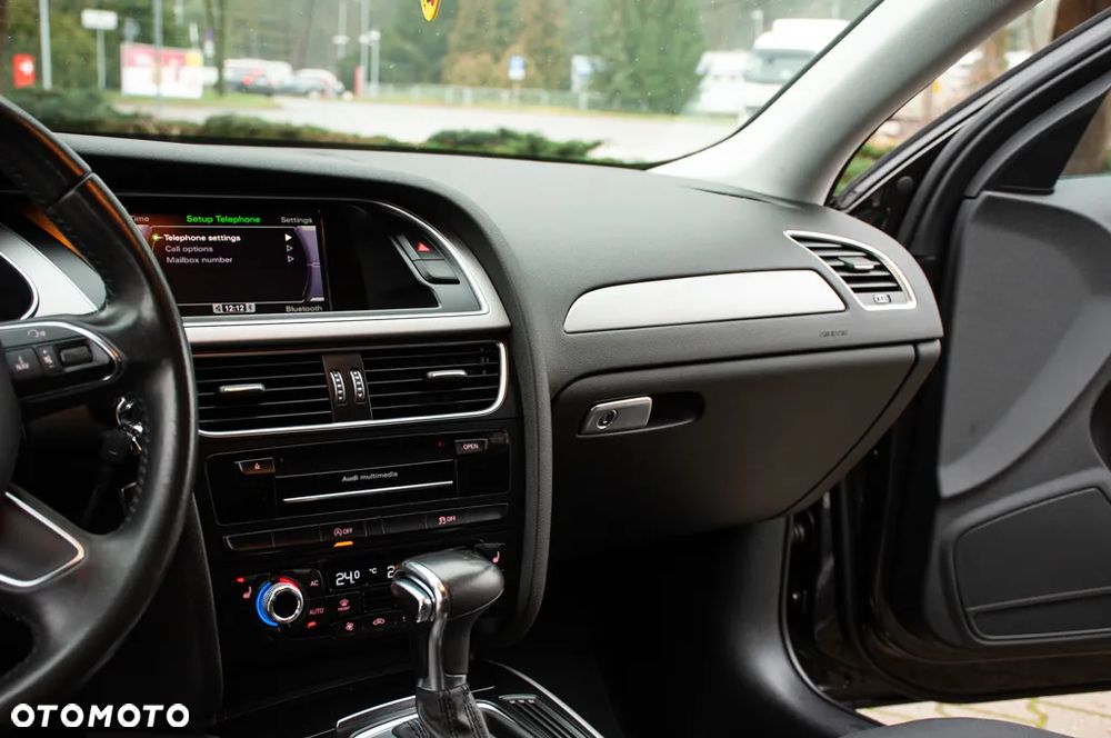 Audi A4 Limousine - 30