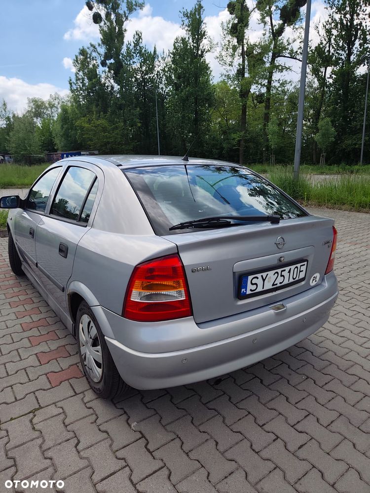 Opel Astra - 6