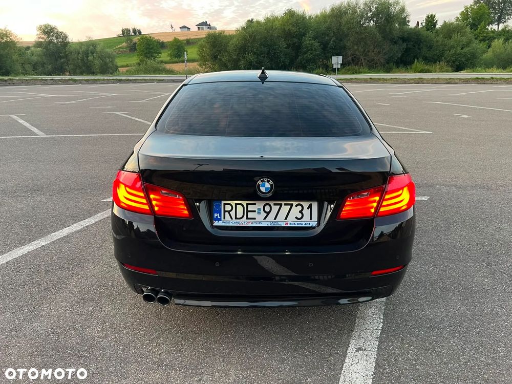 BMW Seria 5 520d Luxury Line - 8