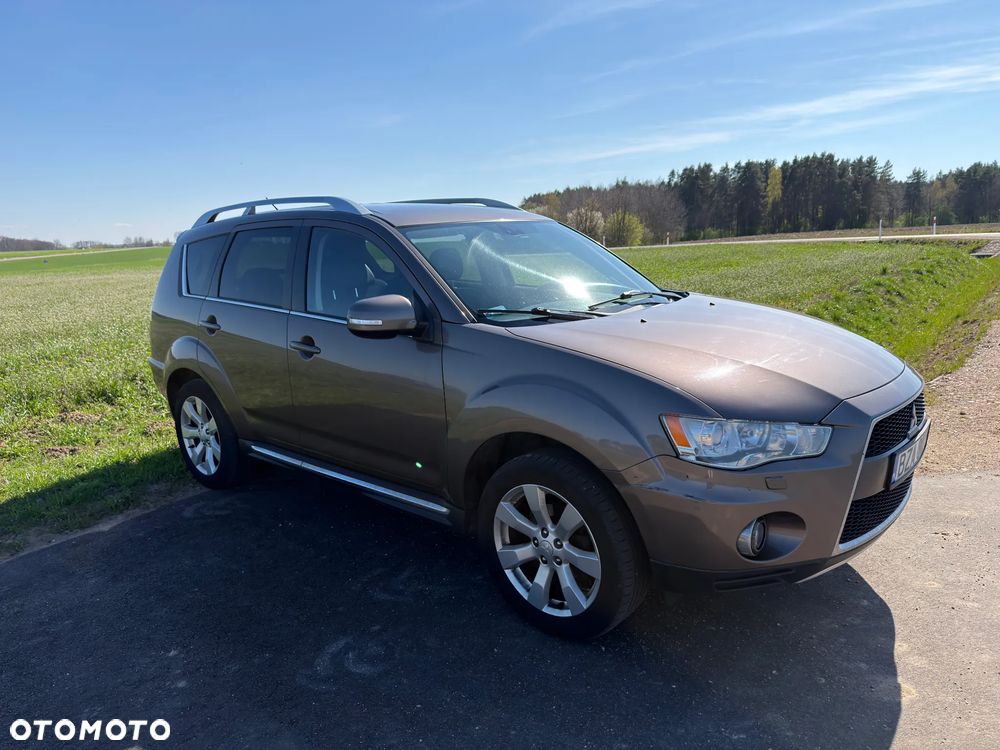 Mitsubishi Outlander 2.0 DID Intense - 13