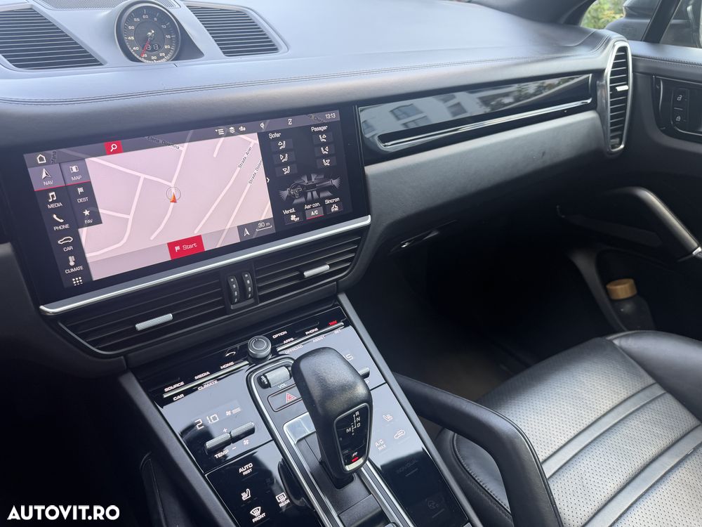 Porsche Cayenne Coupe Standard - 15