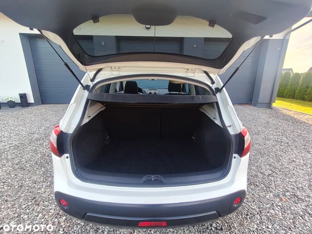 Nissan Qashqai 2.0 tekna - 17