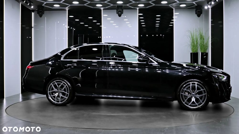 Mercedes-Benz Klasa E 220 d 4-Matic AMG - 11