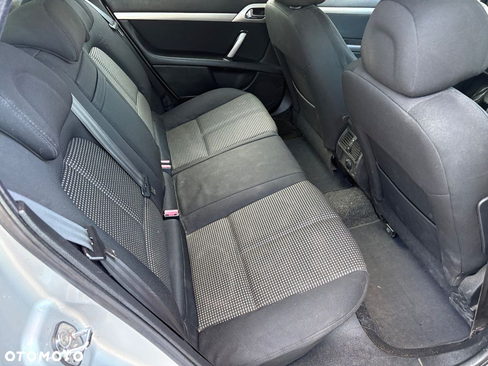 Peugeot 407 HDi 110 Tendance - 8