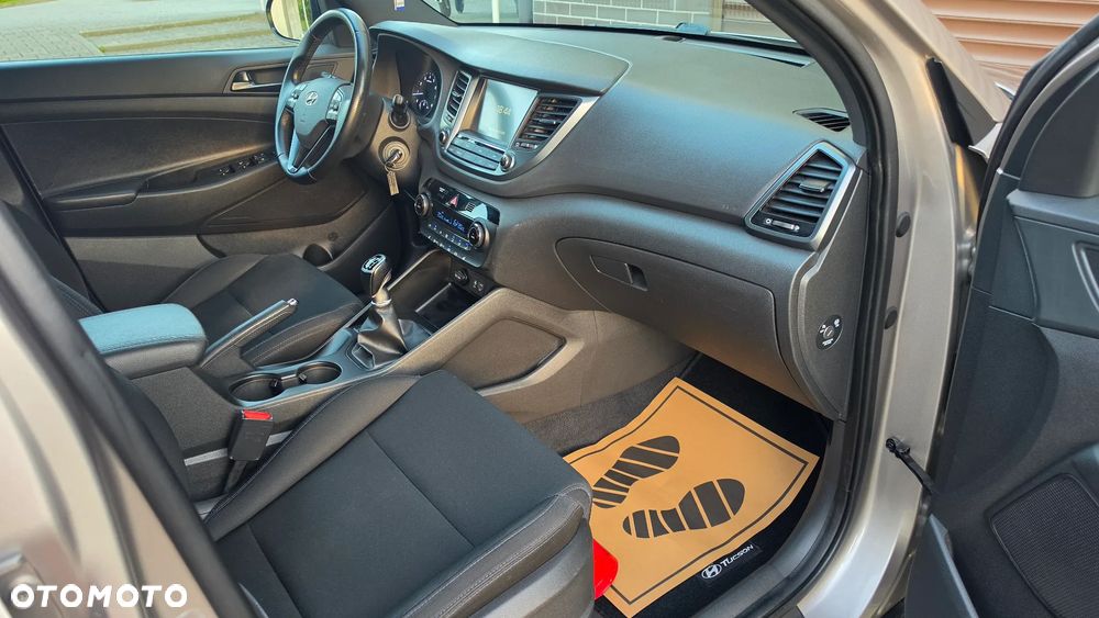 Hyundai Tucson blue 1.6 GDi 2WD Passion - 10