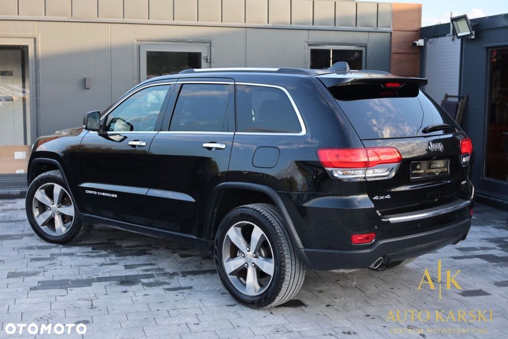 Jeep Grand Cherokee - 19