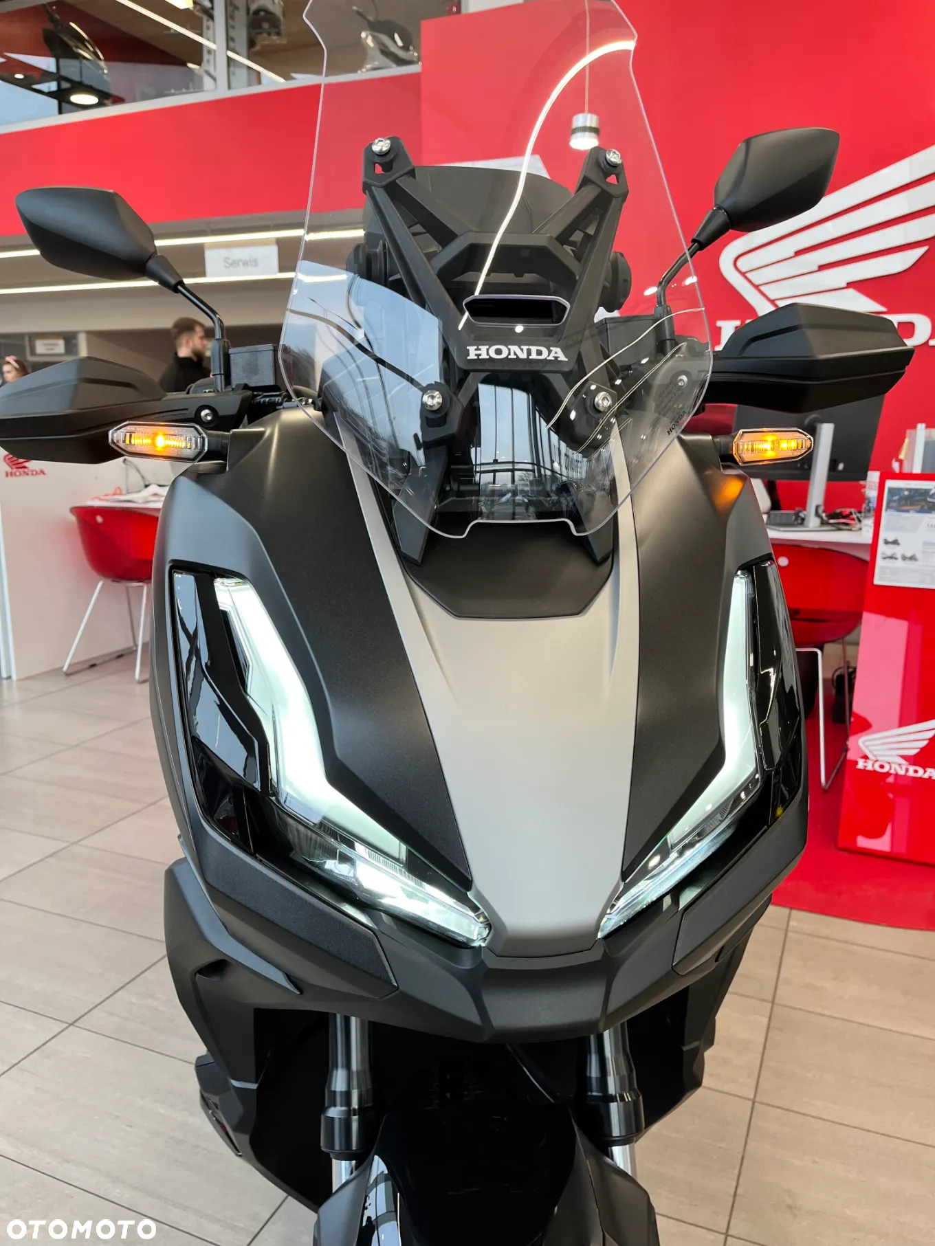 Honda ADV350 - 9