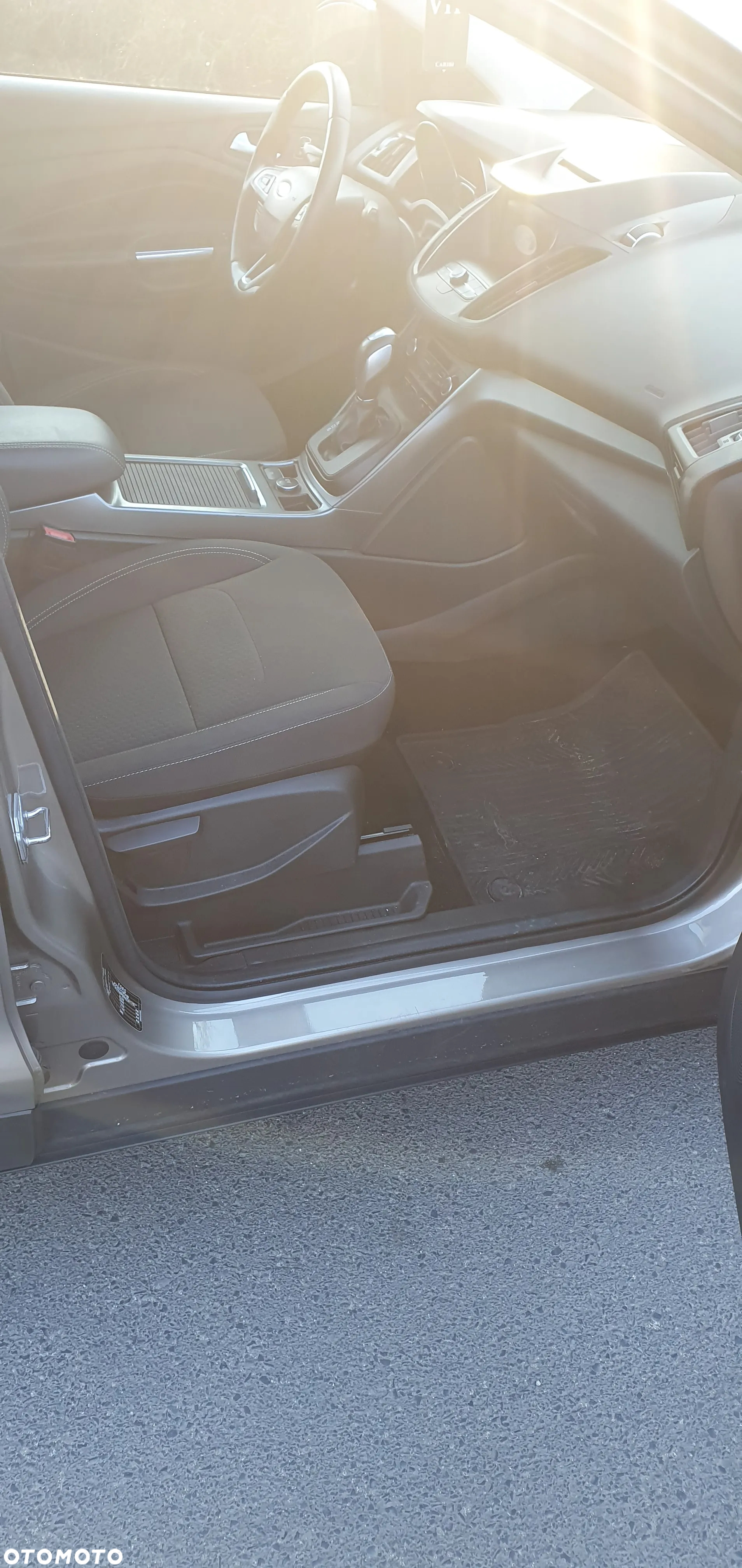 Ford Kuga - 18