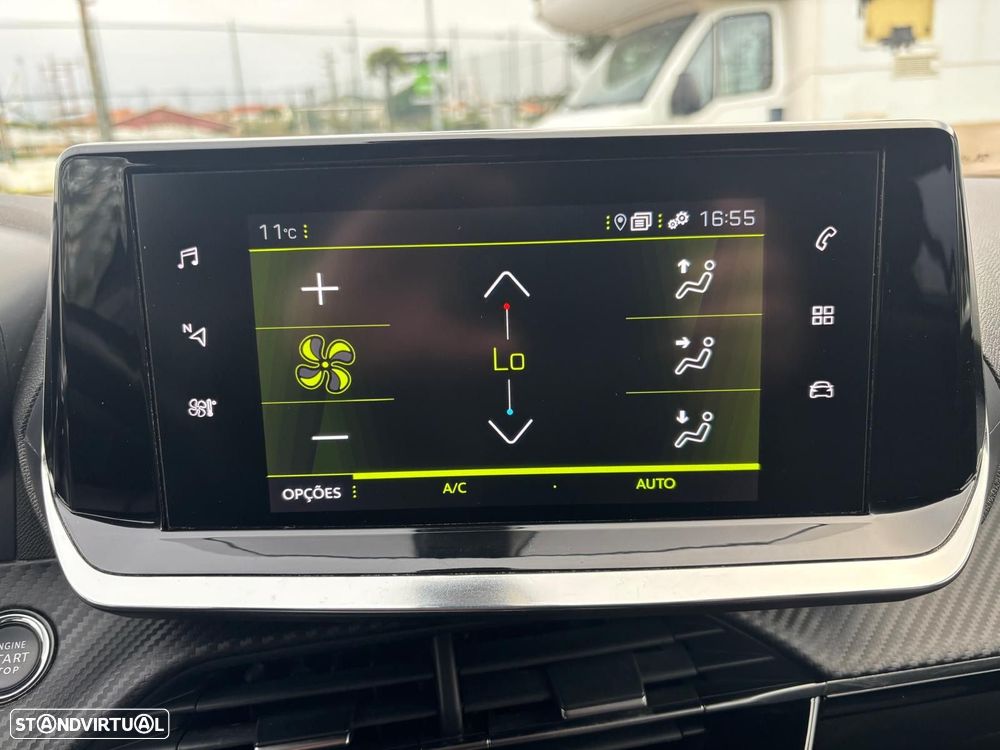 Peugeot 2008 1.5 BlueHDi Allure Pack - 38