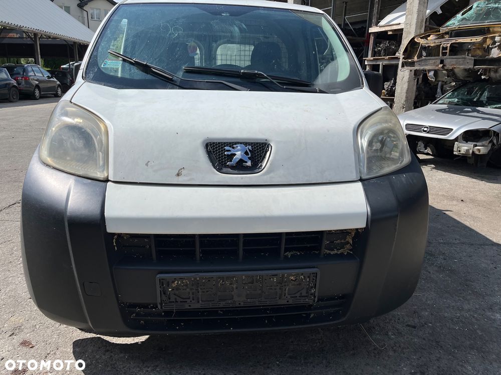 Zderzak przód Peugeot BIPPER 2008 r.