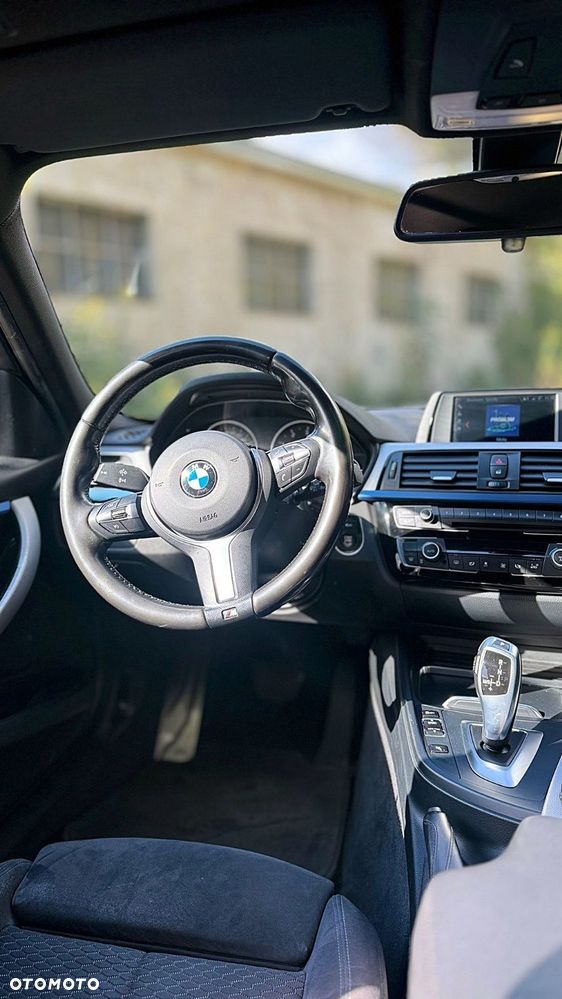 BMW Seria 3 320d - 12