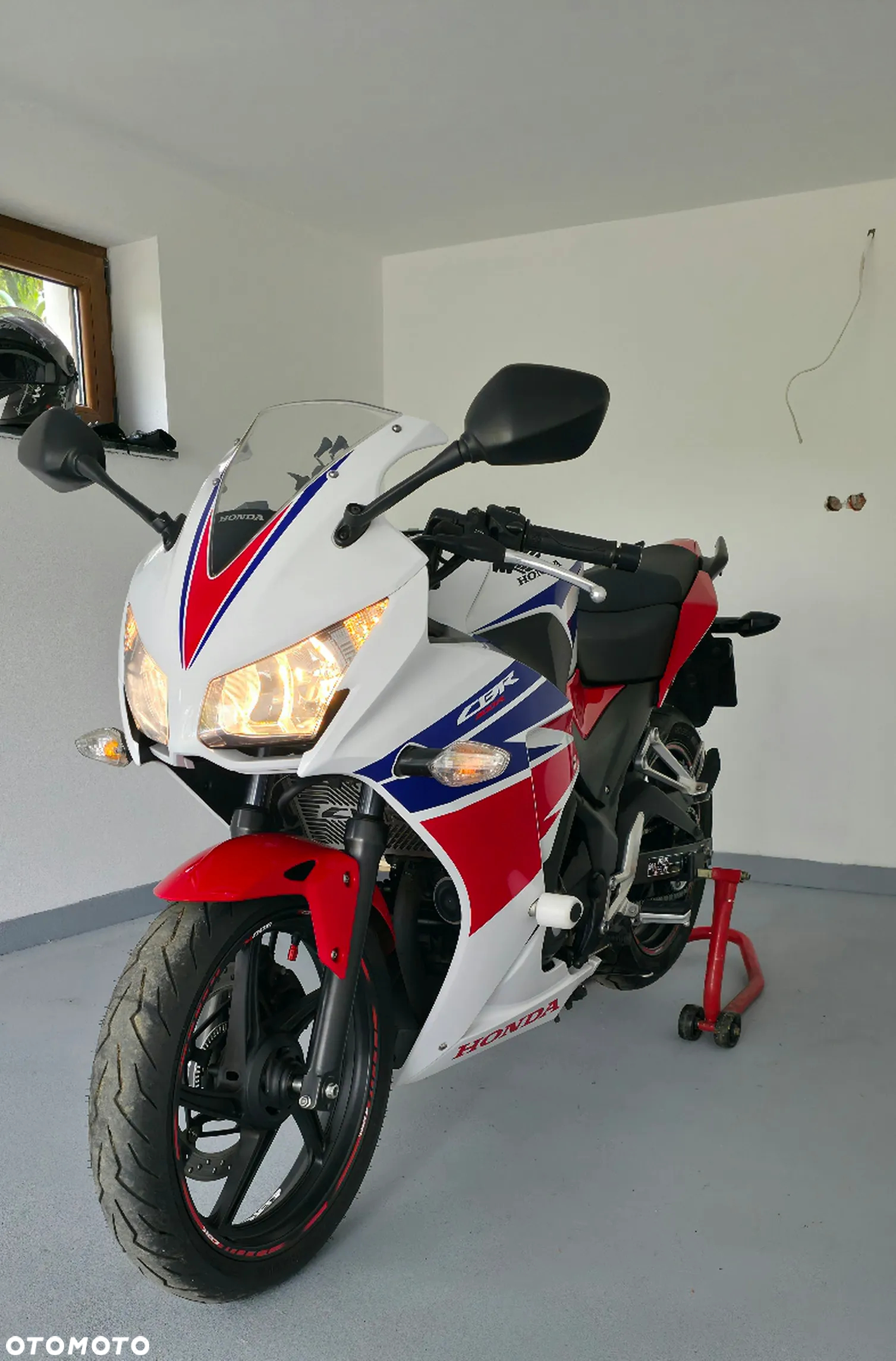 Honda CBR - 4