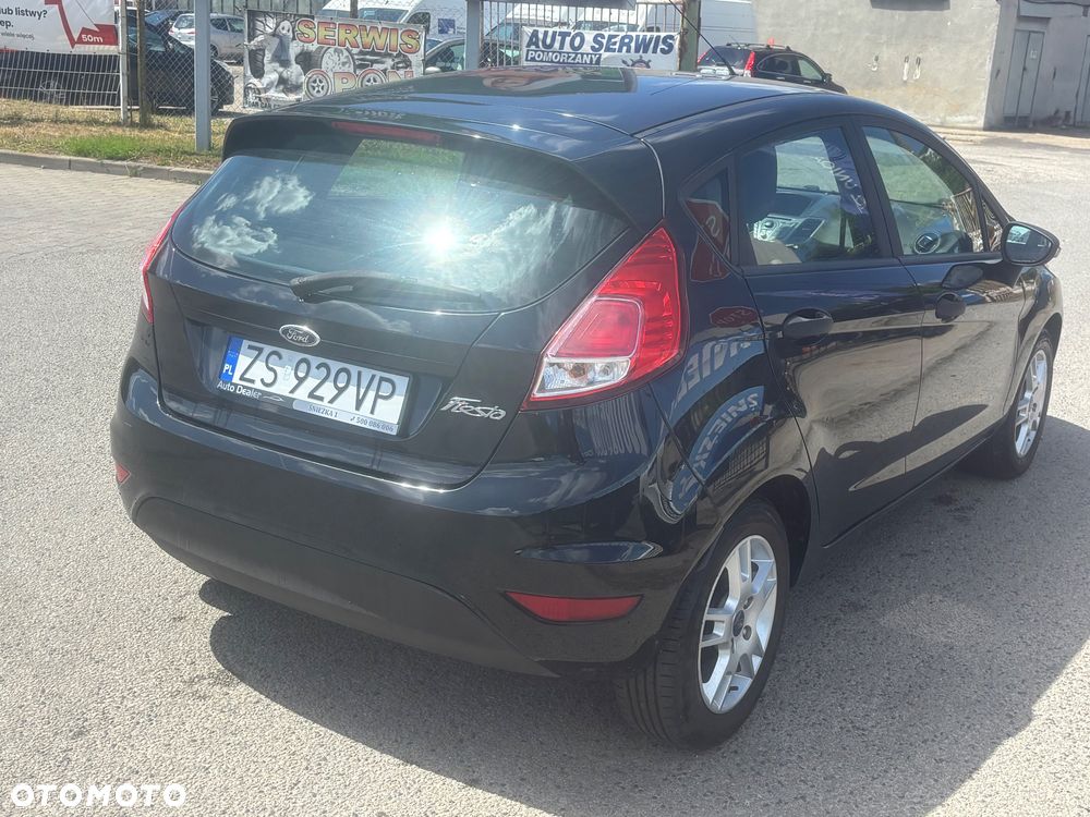 Ford Fiesta 1.25 Ambiente EU5 - 10