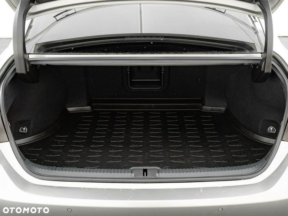 Lexus ES - 32