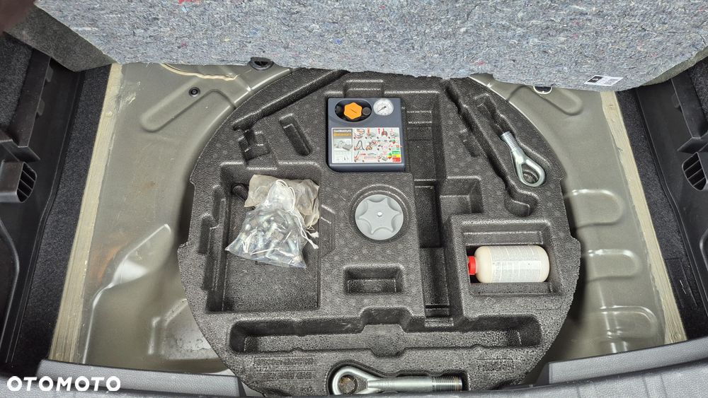 Nissan Qashqai 1.6 DIG-T N-Connecta - 26