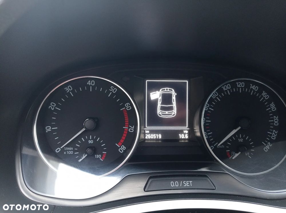 Skoda Fabia 1.2 TSI Ambition - 13