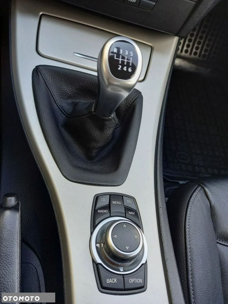 BMW Seria 3 - 30