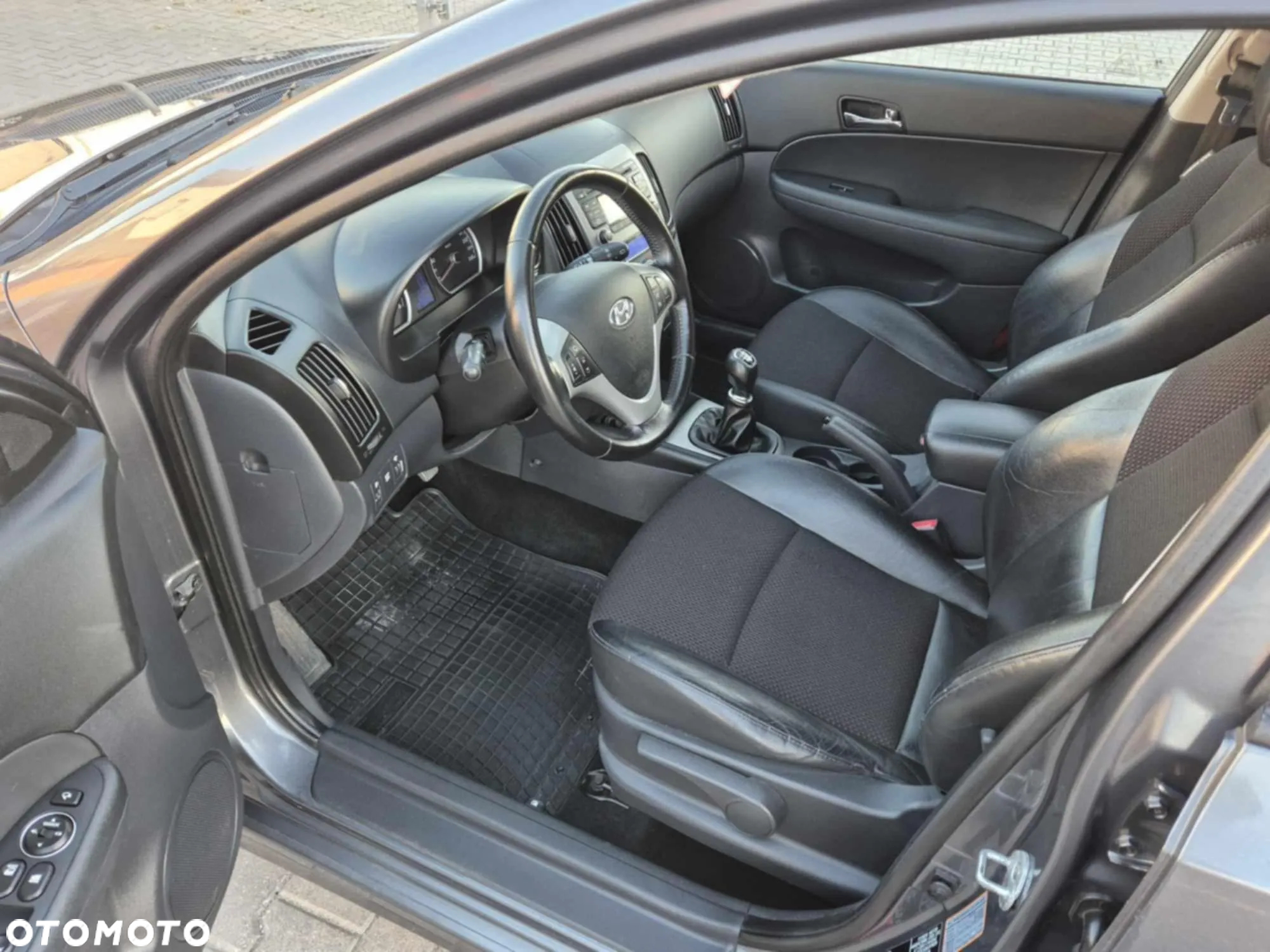Hyundai i30 1.6 CRDi Classic - 8