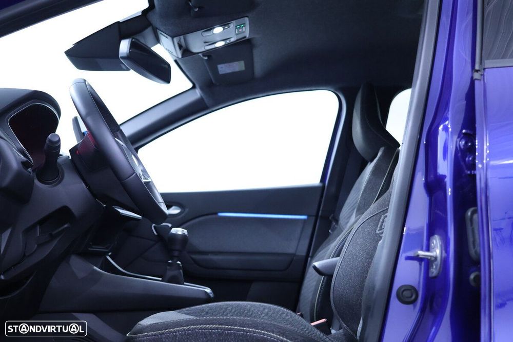 Renault Captur - 28