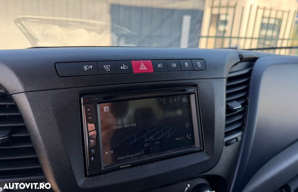 Iveco Daily 3.0 D FRIGORIFIC 2 COMP - 32