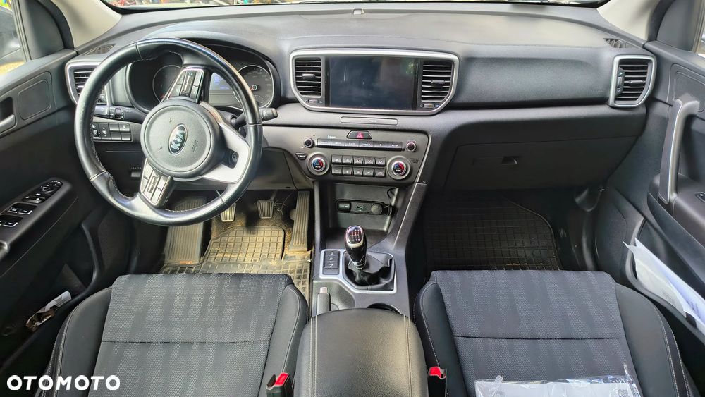 Kia Sportage 1.6 CRDI MHEV M 4WD - 19