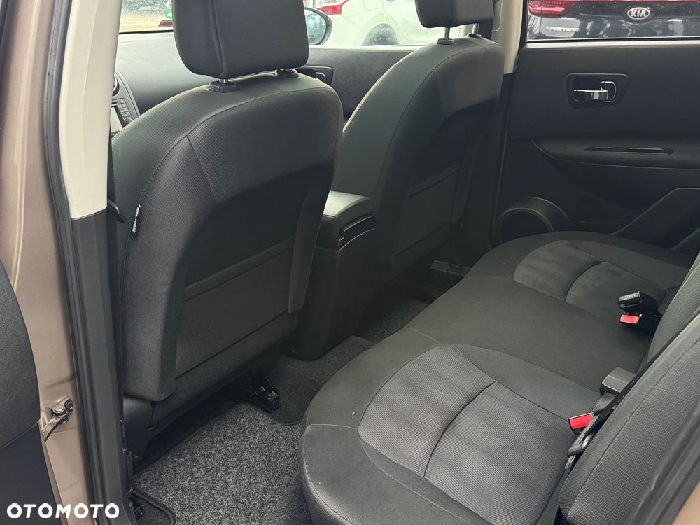 Nissan Qashqai 2.0 4x4 I-Way CVT - 11