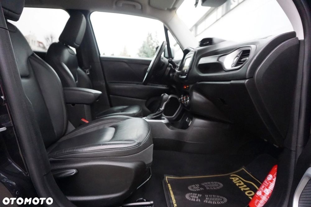 Jeep Renegade 1.4 MultiAir DSG Limited - 32