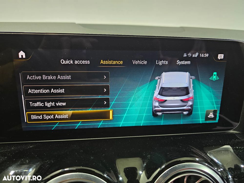 Mercedes-Benz GLA 250 4MATIC Aut. - 33