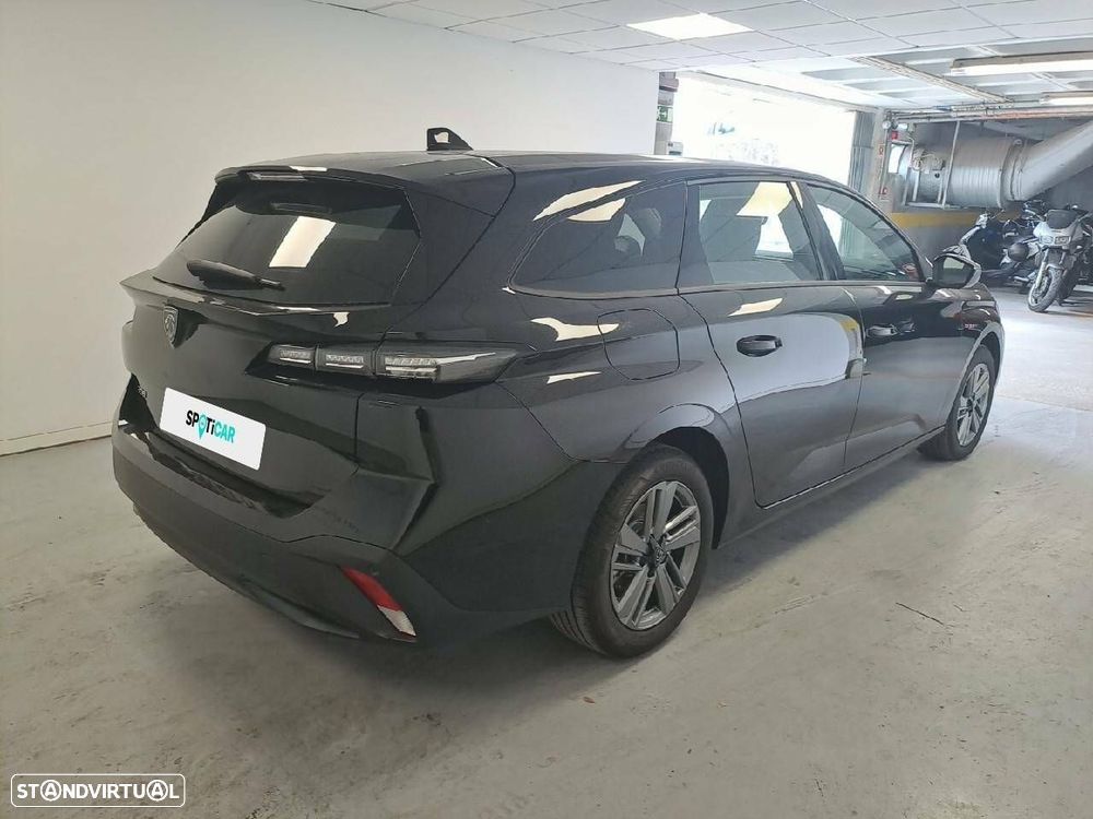 Peugeot 308 1.2 Hybrid Style e-DCS6 - 4