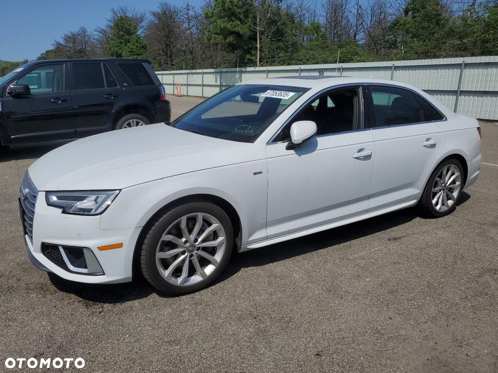 Audi A4 Limousine - 1