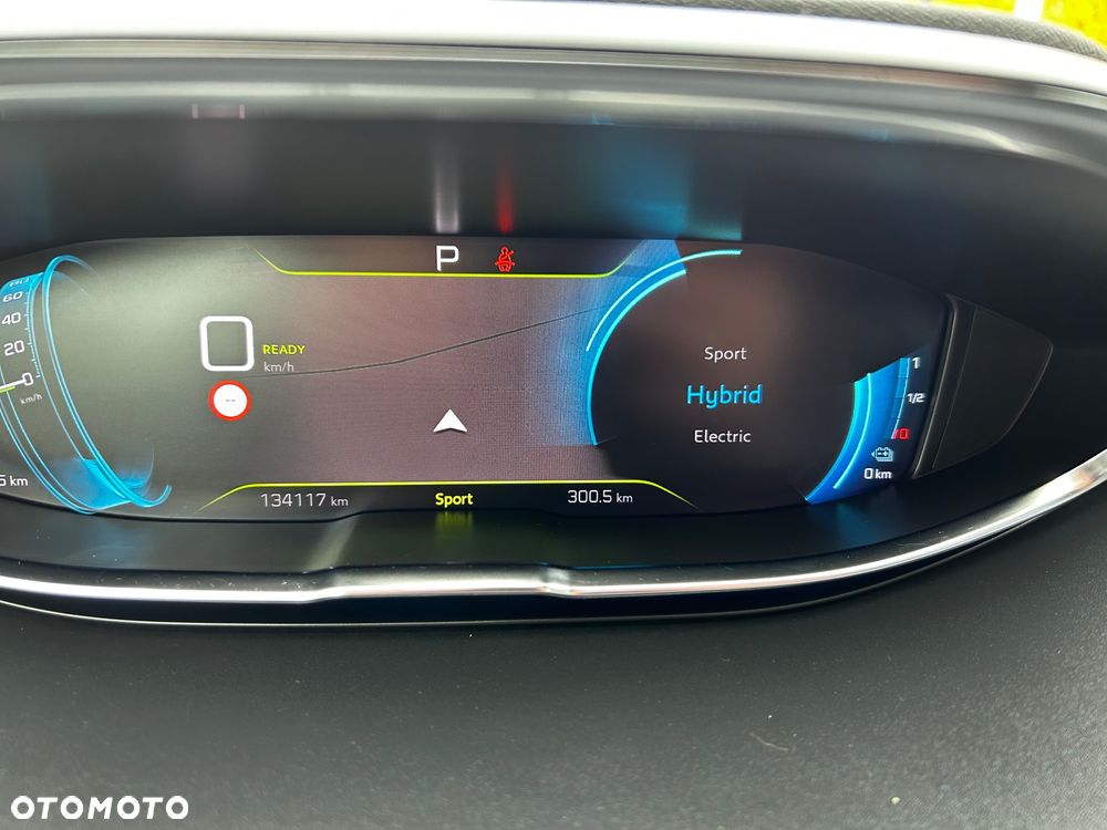 Peugeot 3008 225 e-EAT8 Allure Pack - 25