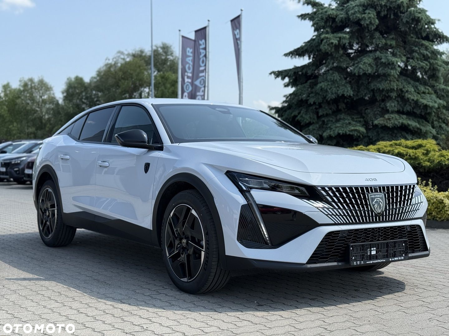 Peugeot 408 - 4